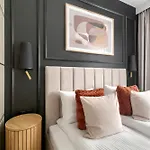 Margi Jolly Beauti Lux Apartment